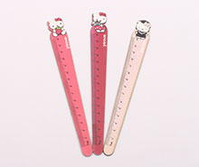 خط کش چوبی هلوکیتی Hello Kitty