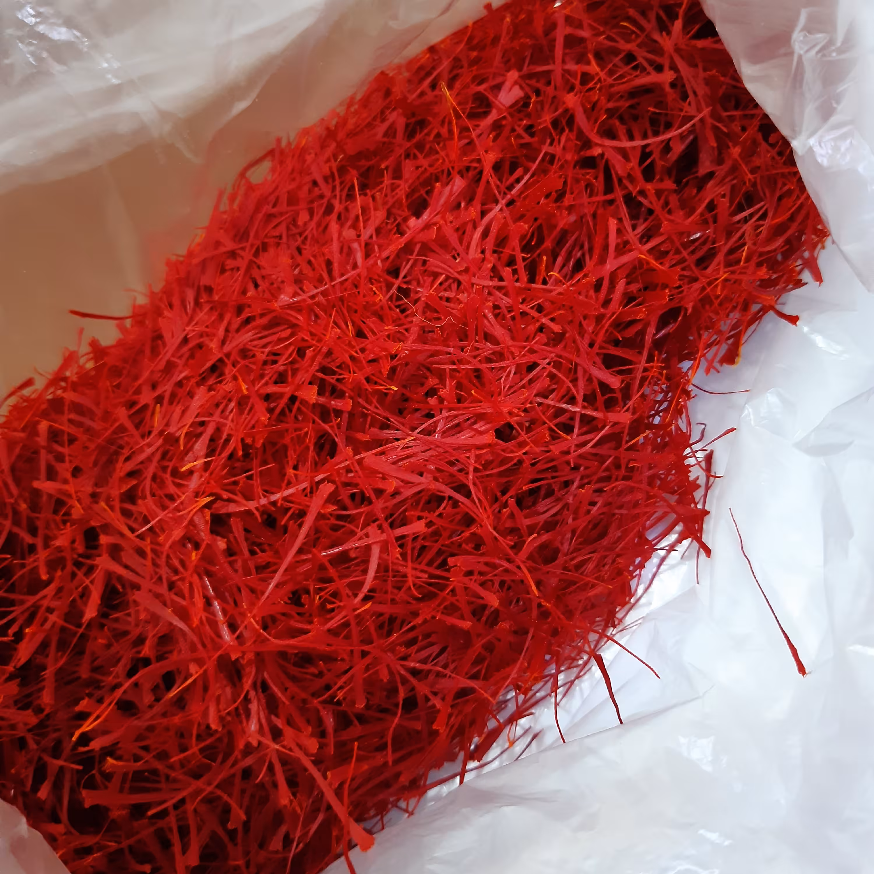 زعفران درجه یک  2 مثقالی محصول لوکس با کیفیت امسال خراسان 