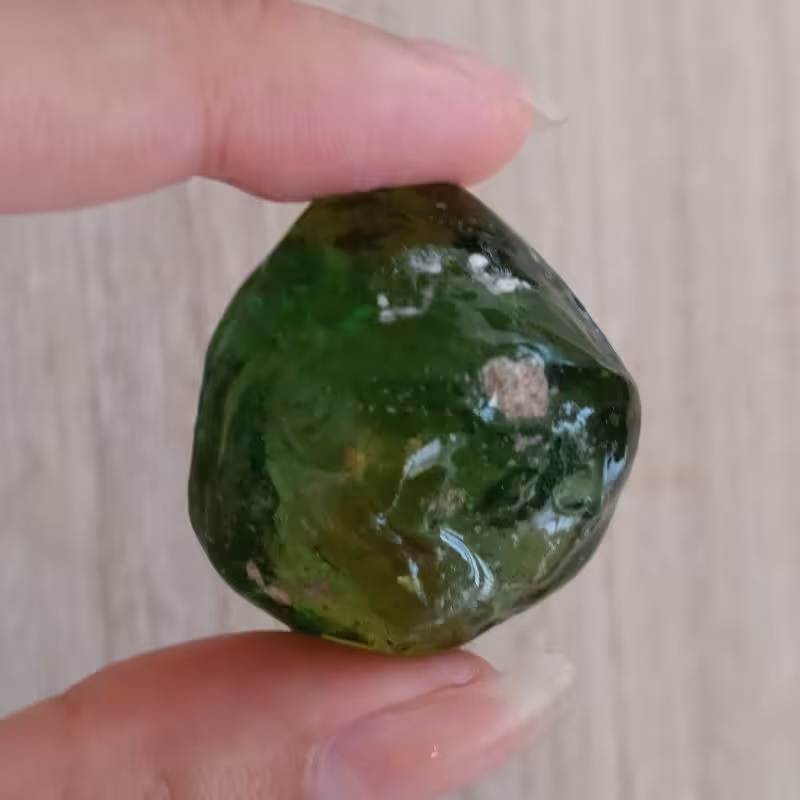 سنگ شیشه ابسیدین.