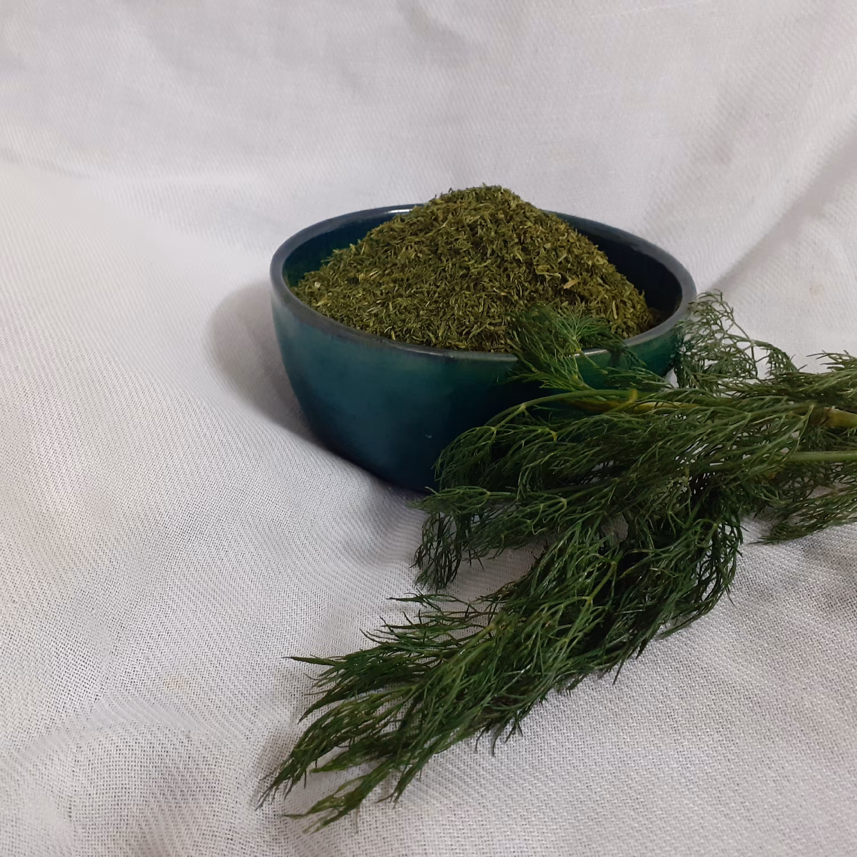 سبزی شوید خشک شده خانگی  تازه و امسالی(100 گرمی)