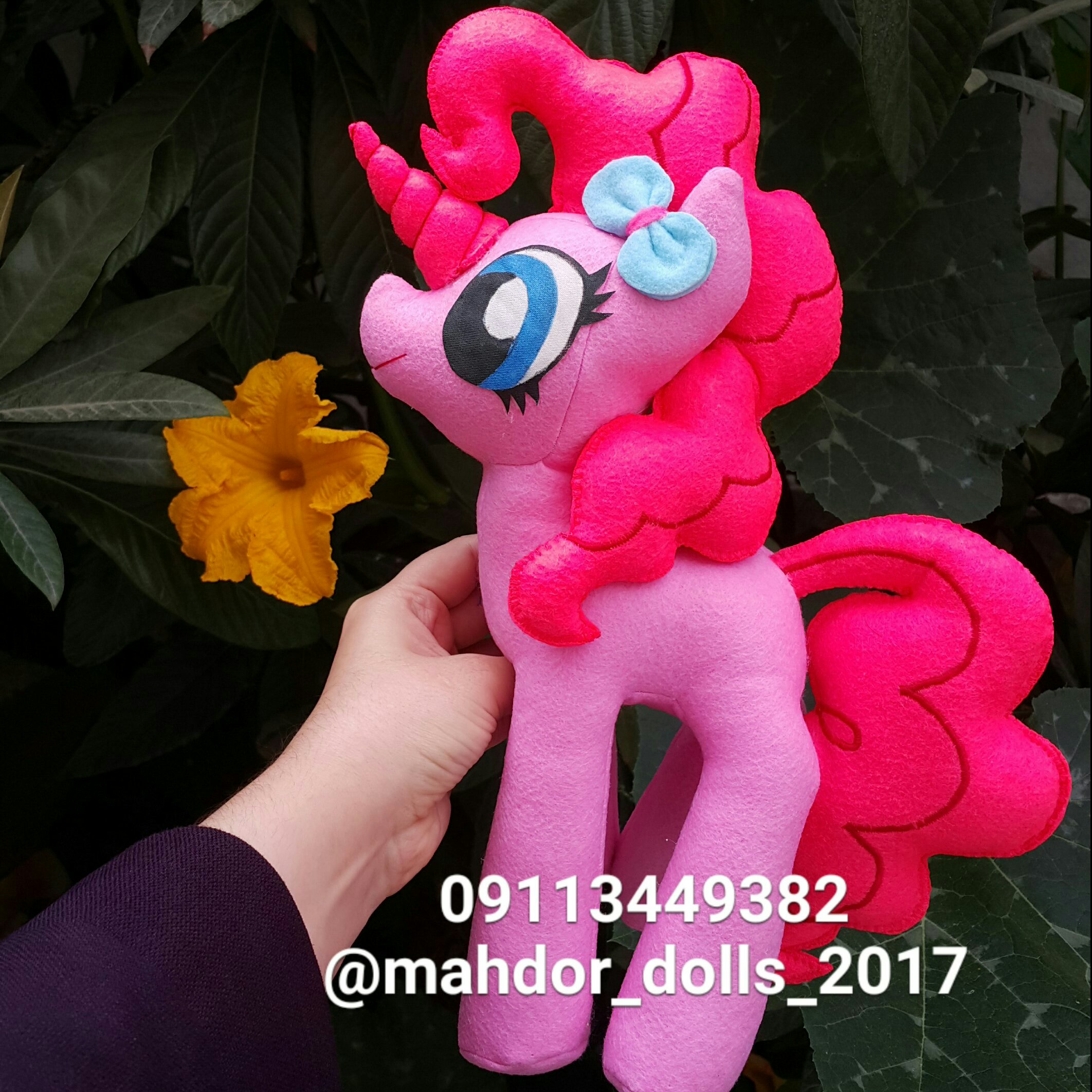 عروسک پونی صورتی تک شاخ