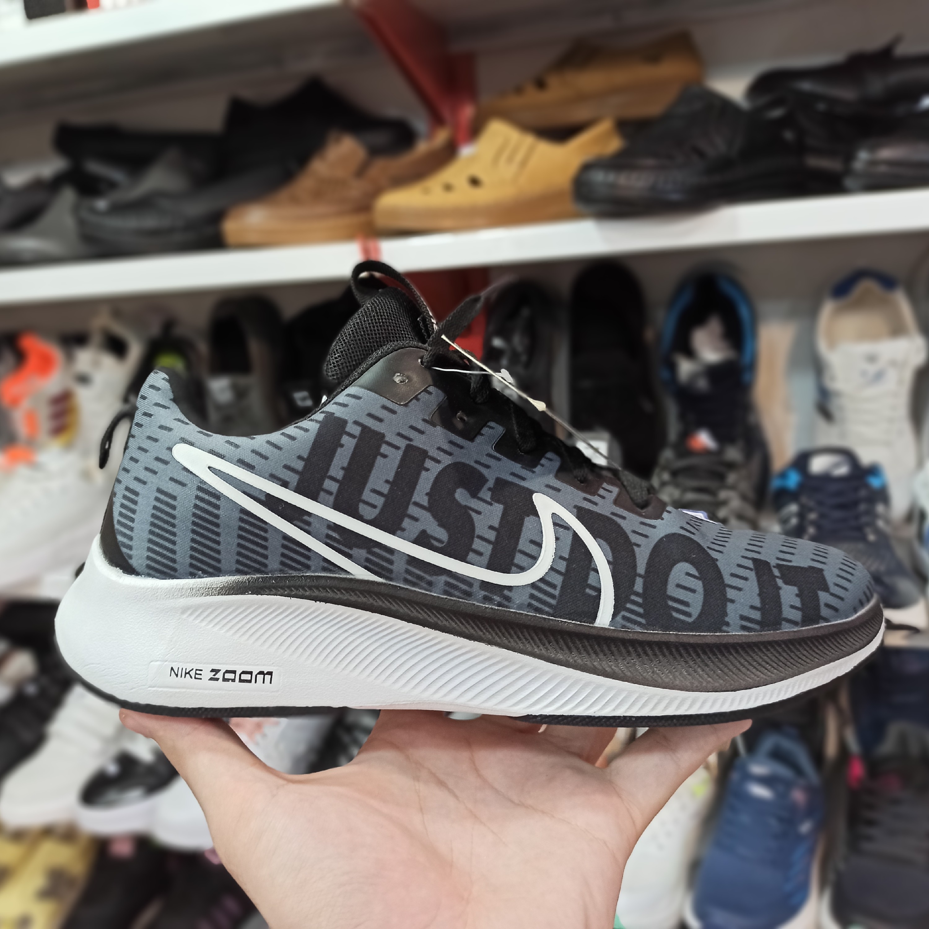 کفش اسپرت وارداتی ویتنام NIKE بسیار سبک