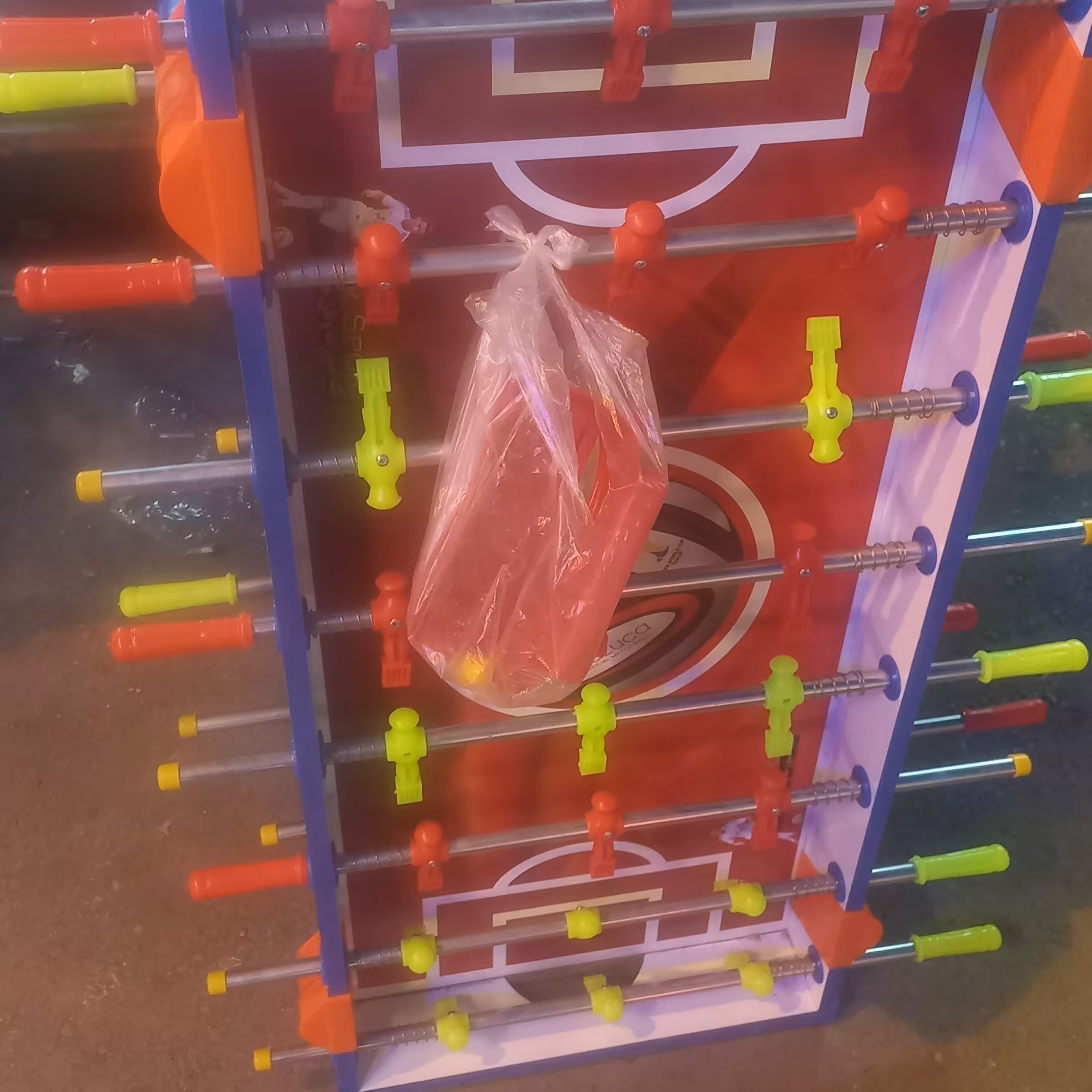 فوتبال دستی 8 میل