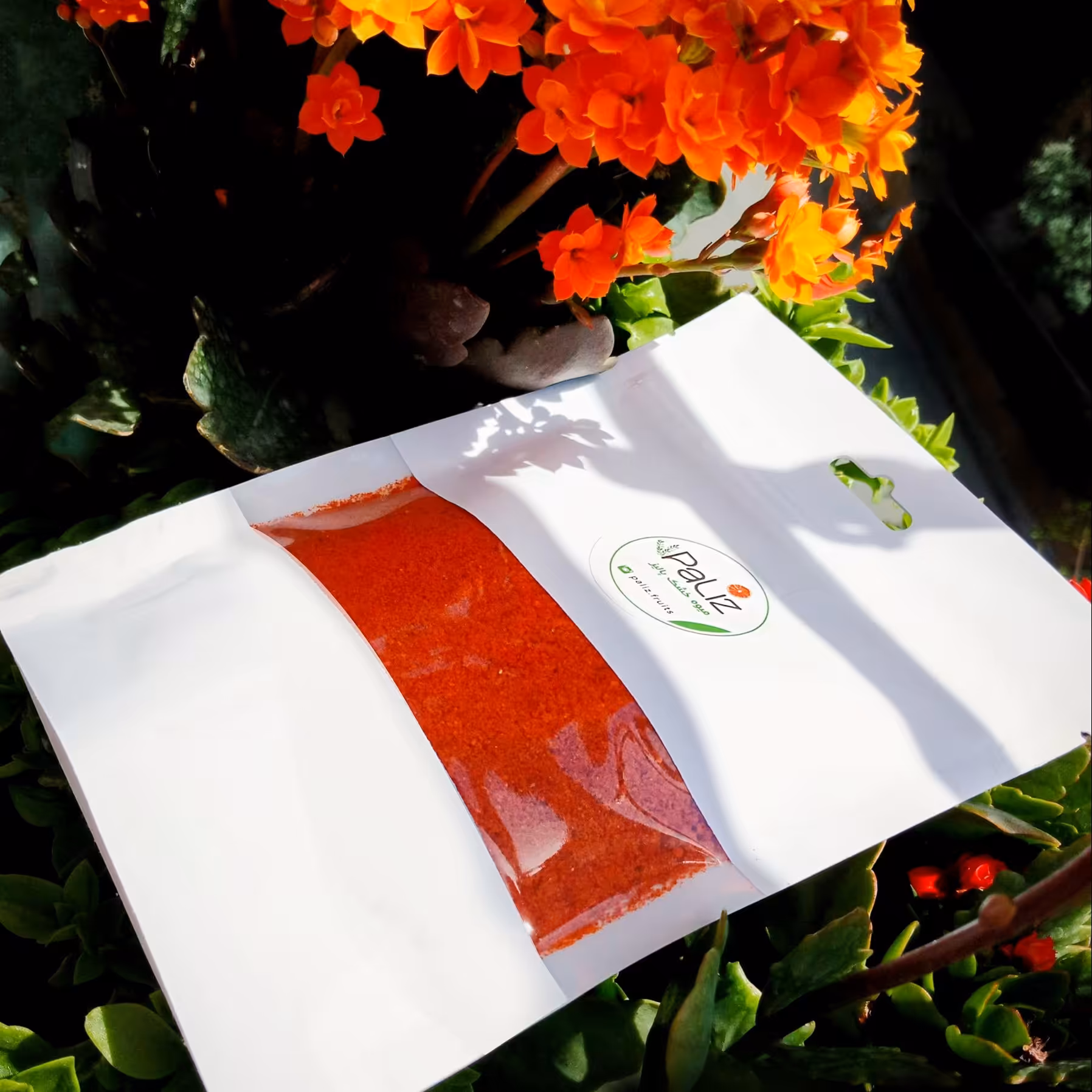 پودر پاپریکا 200 گرمی تازه و باکیفیت تهیه شده از فلفل دلمه ای تازه و درجه یک