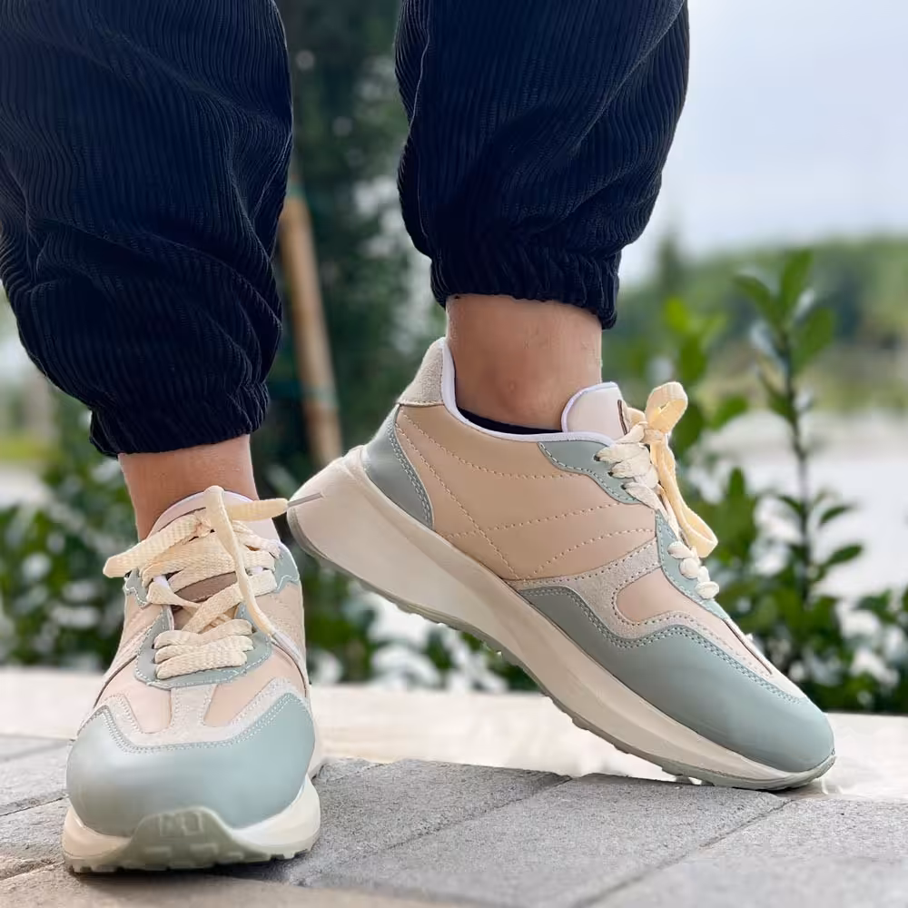 کتانی دخترانه

