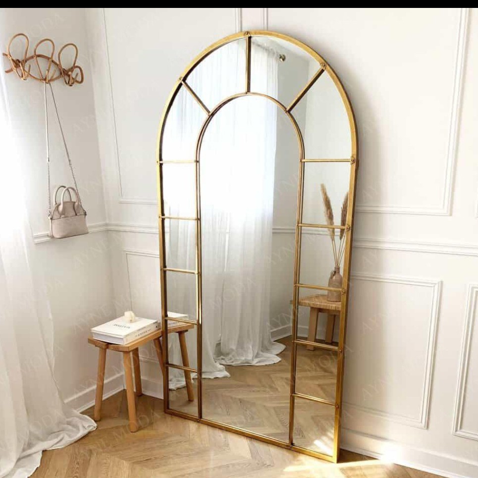 آینه قدی پنجره ای