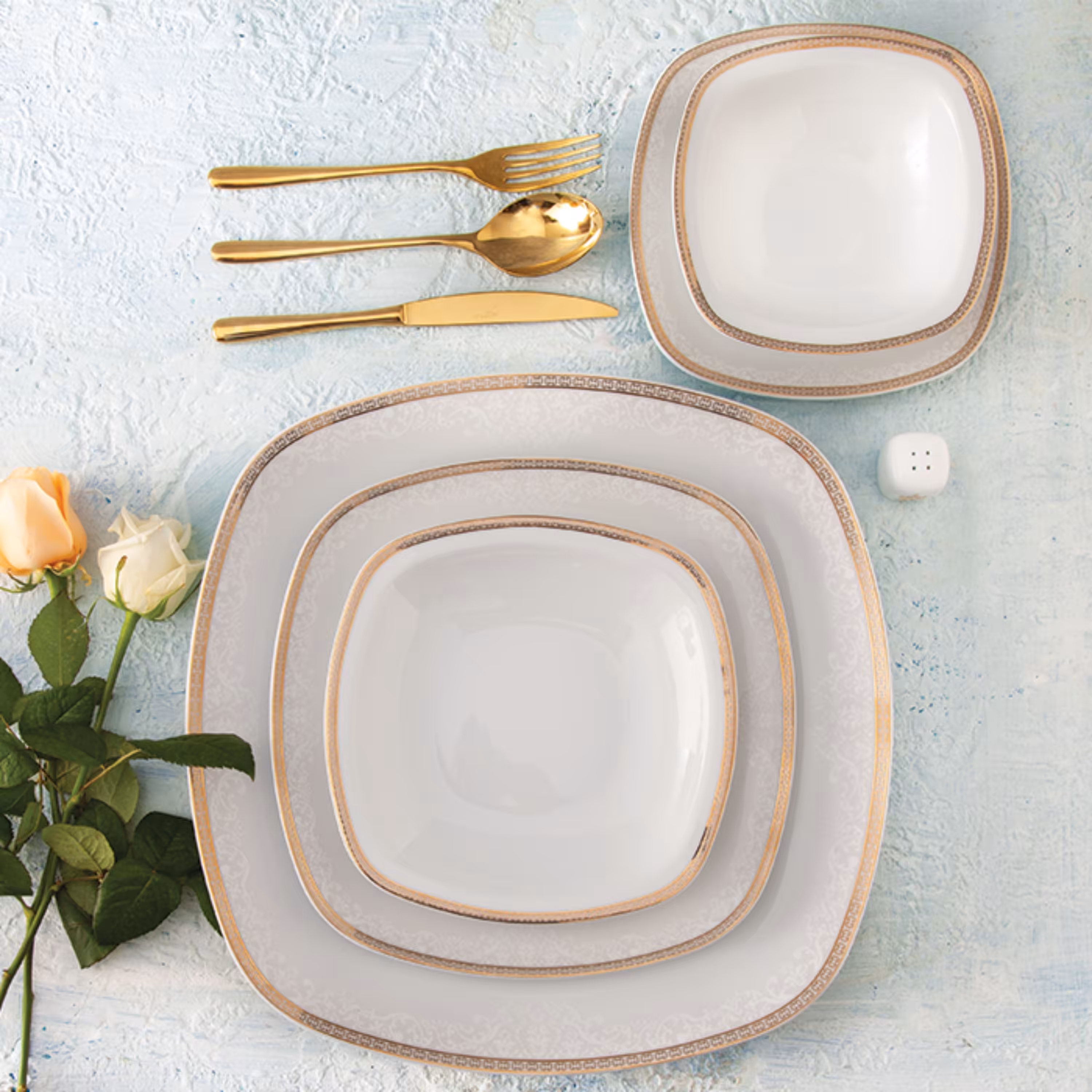 سرویس چینی 27 پارچه چینی زرین قالب کواترو آرایه ریوا طلایی