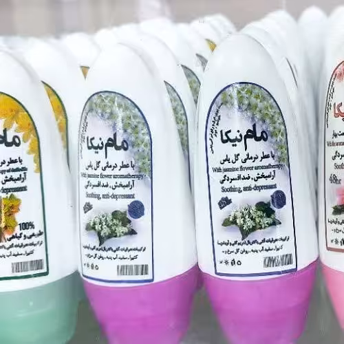 مام رولی نیکا