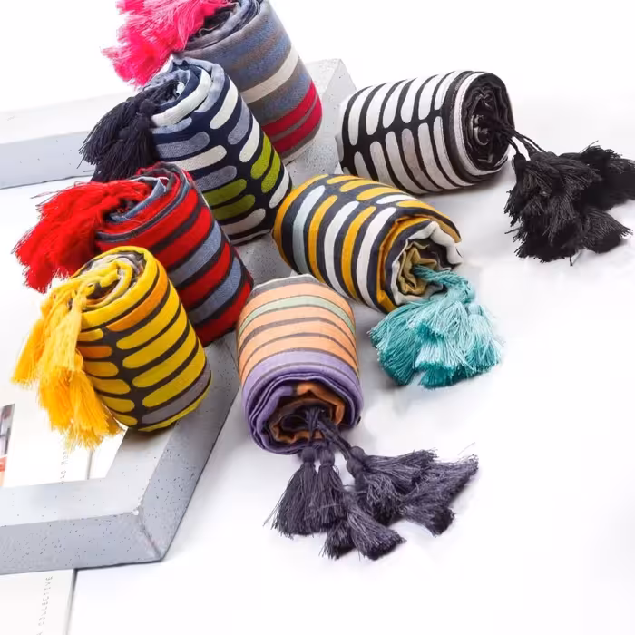 شال نخی منگوله دار پر فروش خاص  در رنگ های زیبا و زنده و جذاب