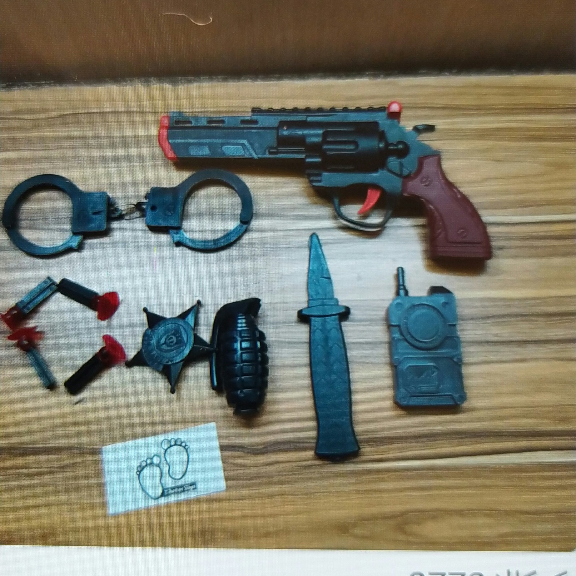 کلت تپانچه با لوازم 