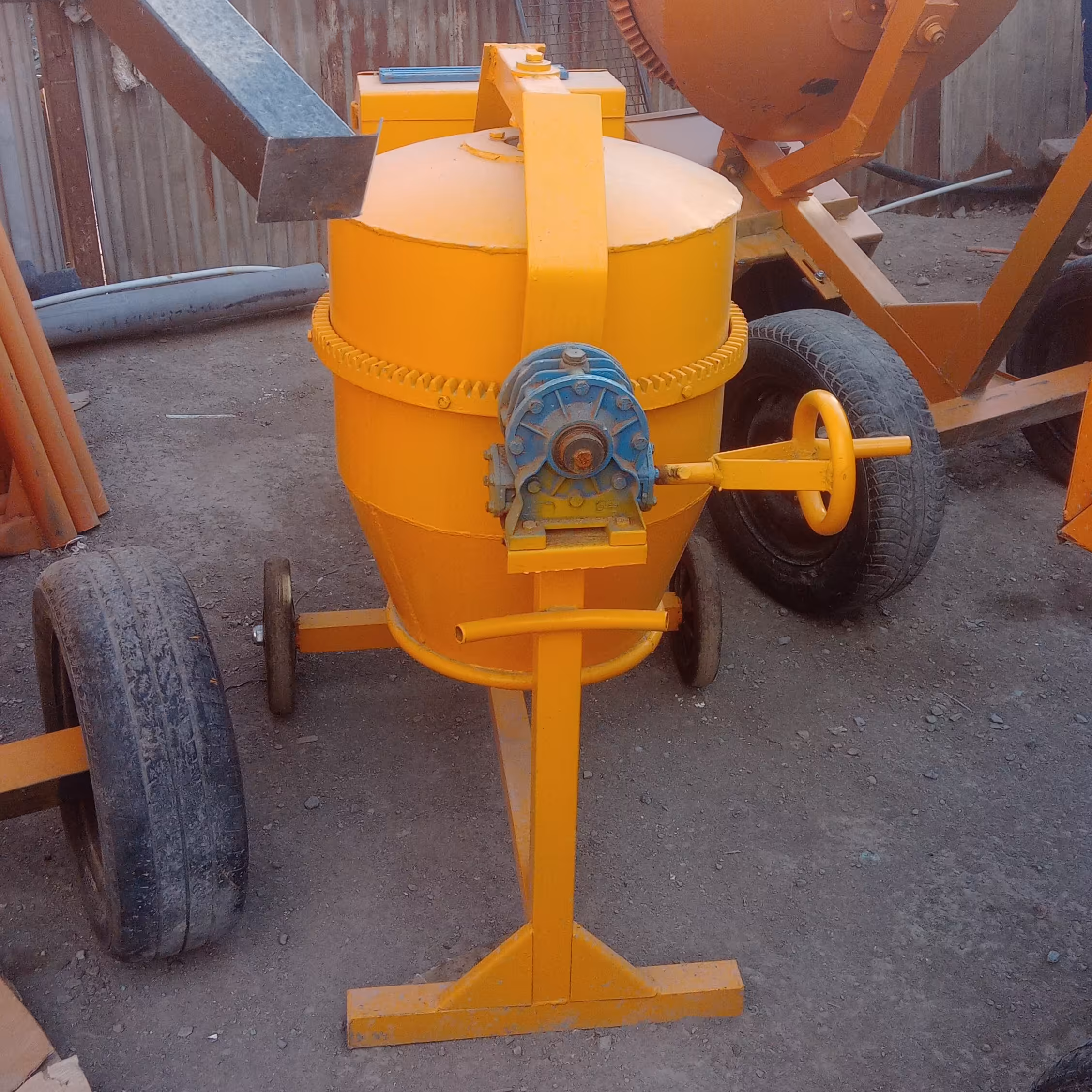 فروش بتونیر  140 لیتری 