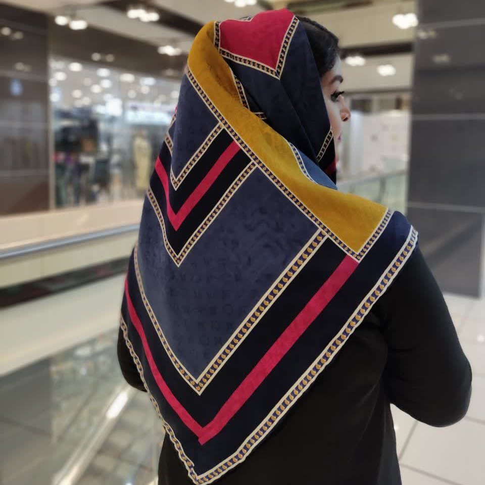 روسری ابریشم توییل دور دست دوز قواره 110 ارسال رایگان