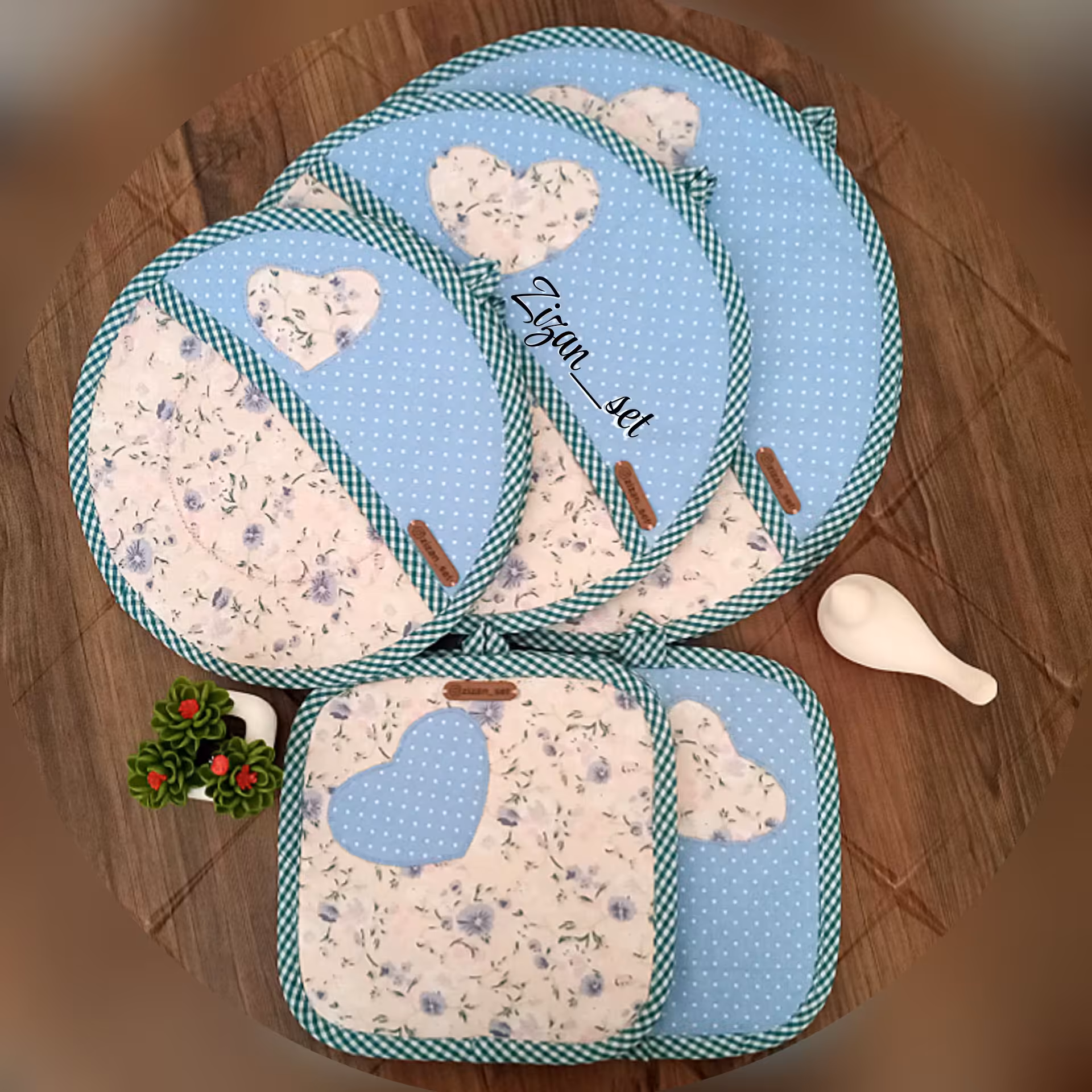 ست 3 تایی دمکنی و یک جفت دستگیره مربع برند زیزان 