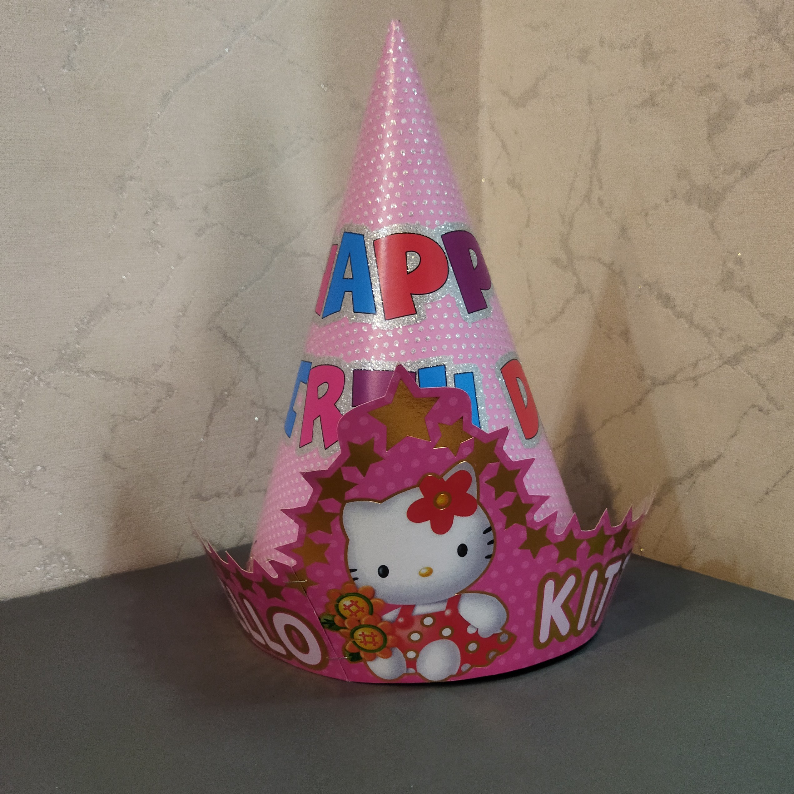 کلاه تولد مقوایی مدل تاجدار شخصیت کارتونی کیتی