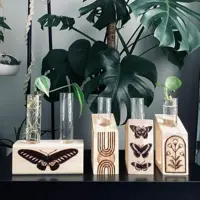 پایه گیاه چوبی سوخته نگاری شده