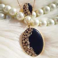 پلاک و انگشتر متبرک 