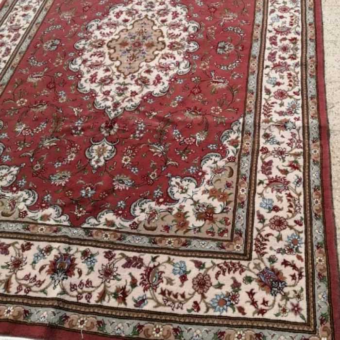 فرش دستبافت با بهترین کیفیت مصالح وبافت