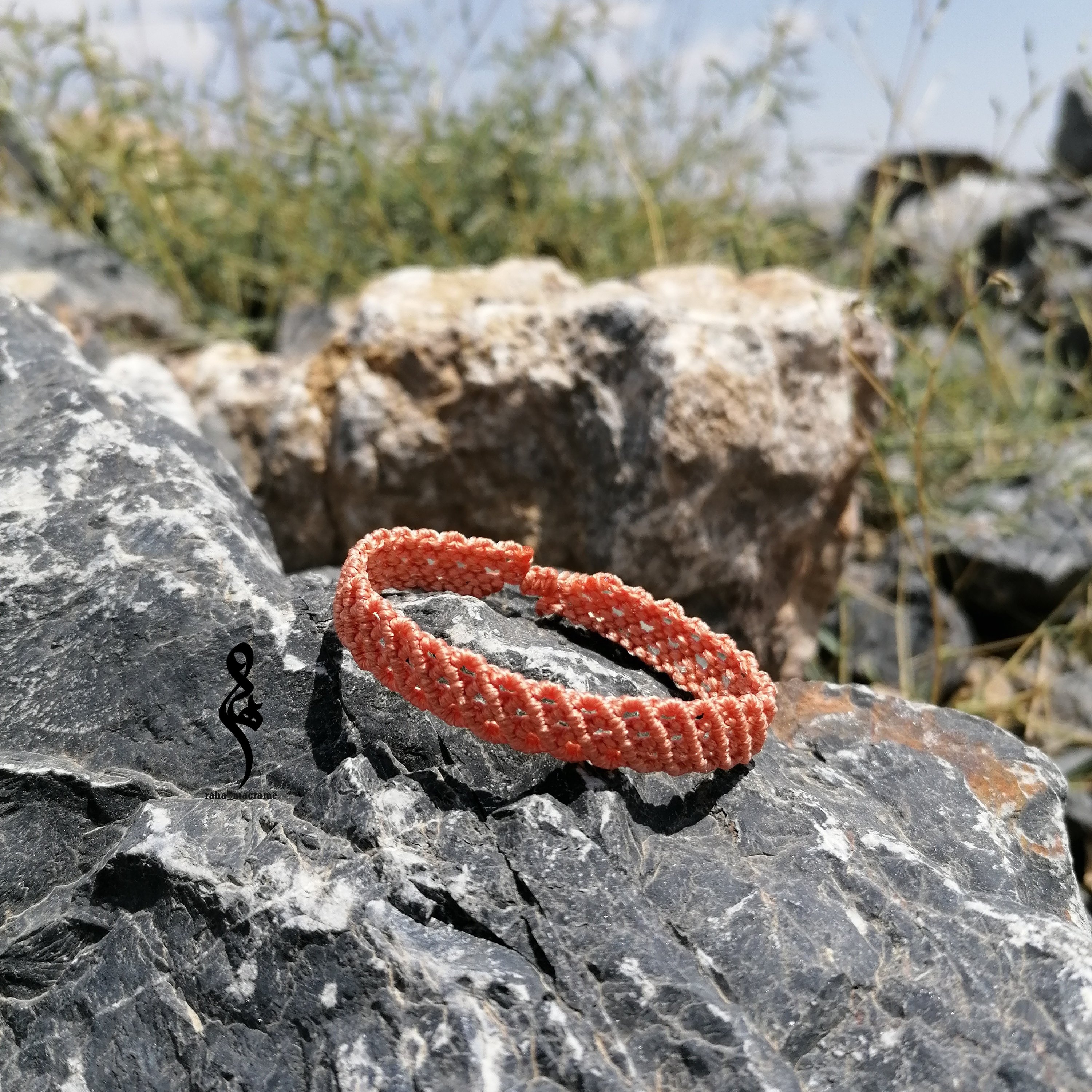 دستبند طرح توری رنگ گلبهی