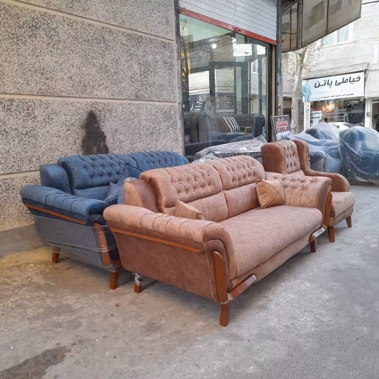 باسلام مبل راحتی مدل چستر مارشال دارای رنگ بندی بسیار 