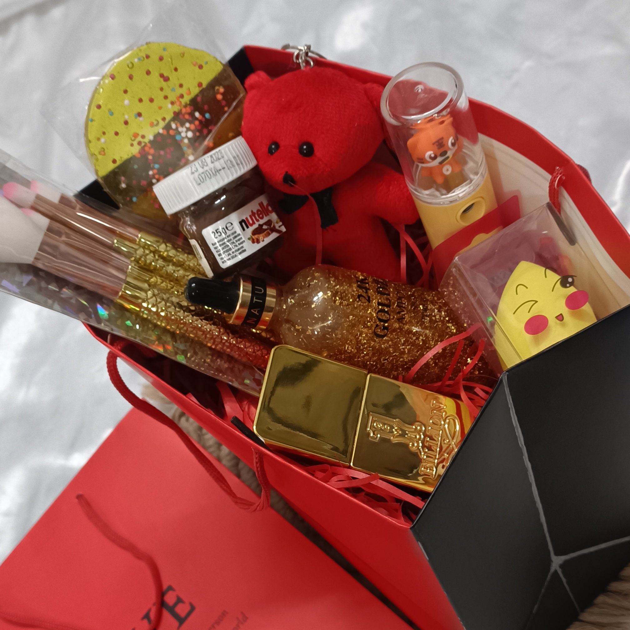 پک هدیه ولنتاین همراه با ساک طرح Love