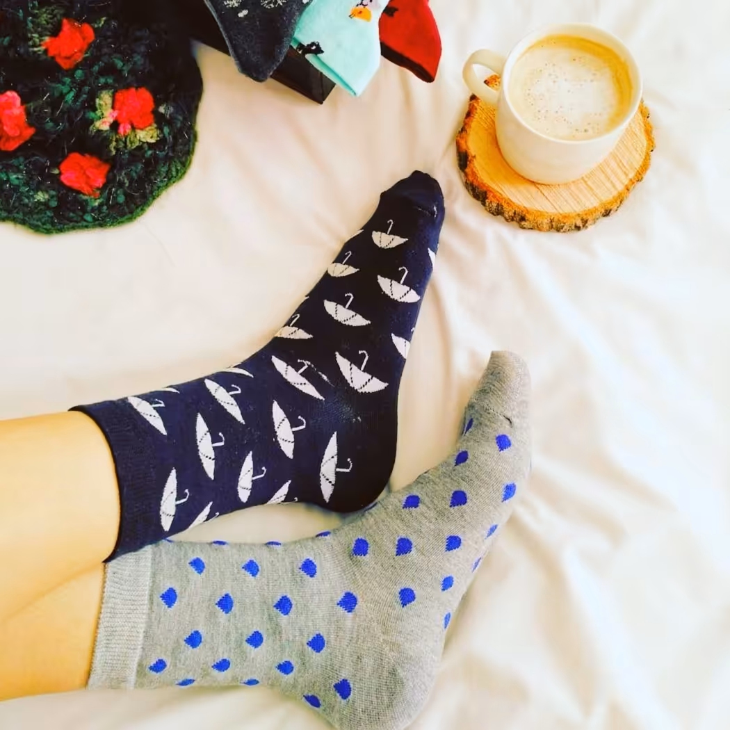 جوراب تا به تا چتر و باران