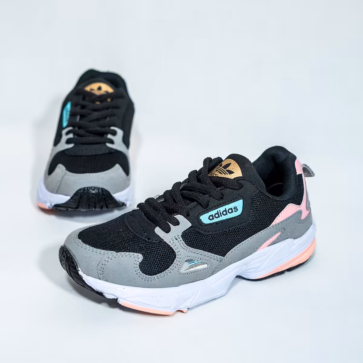 کفش ورزشی Adidas زنانه مدل Mania