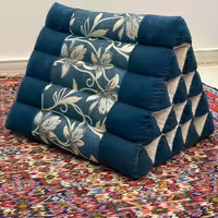 پشتی سه بعدی زنبوری با رنگ و پارچه دلخواه شما