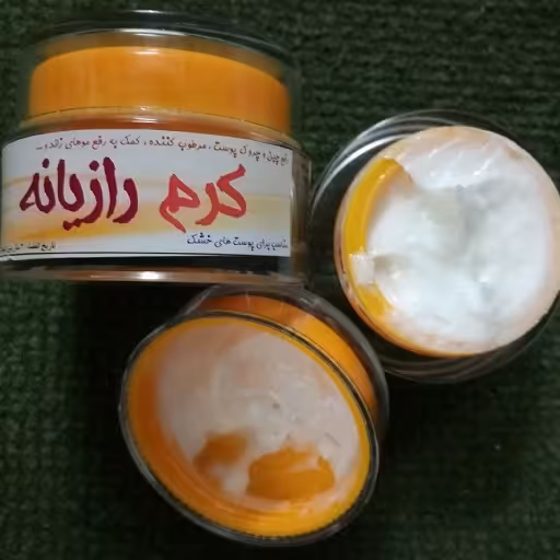 کرم رازیانه ( کرم شب )