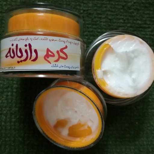 کرم رازیانه ( کرم شب )