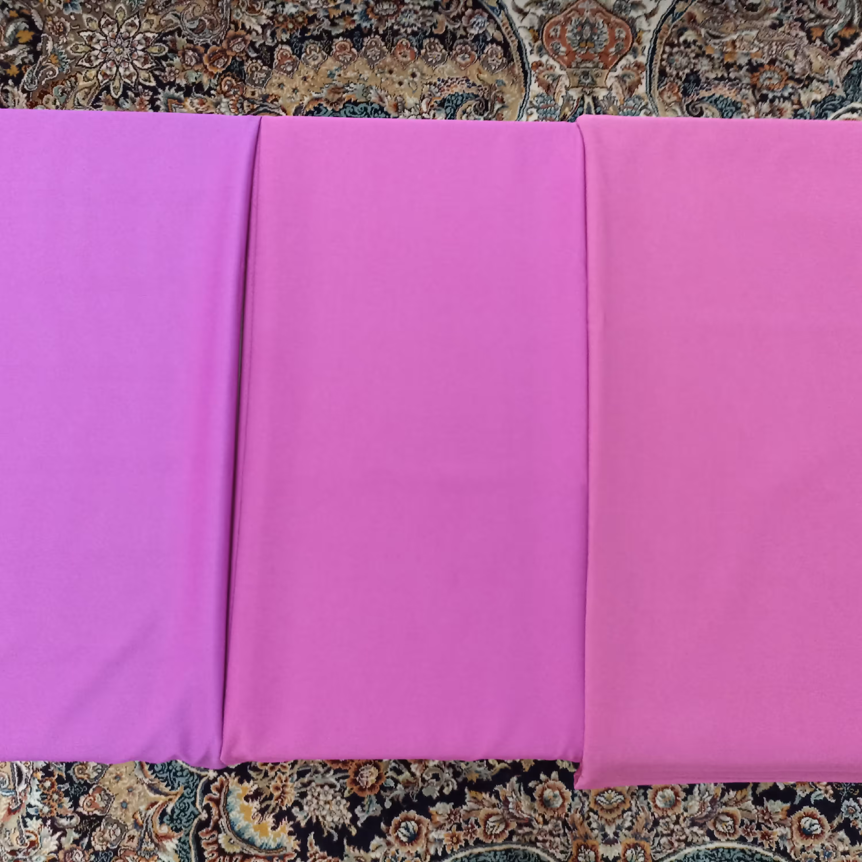 پارچه مازراتی رنگ بنفش 