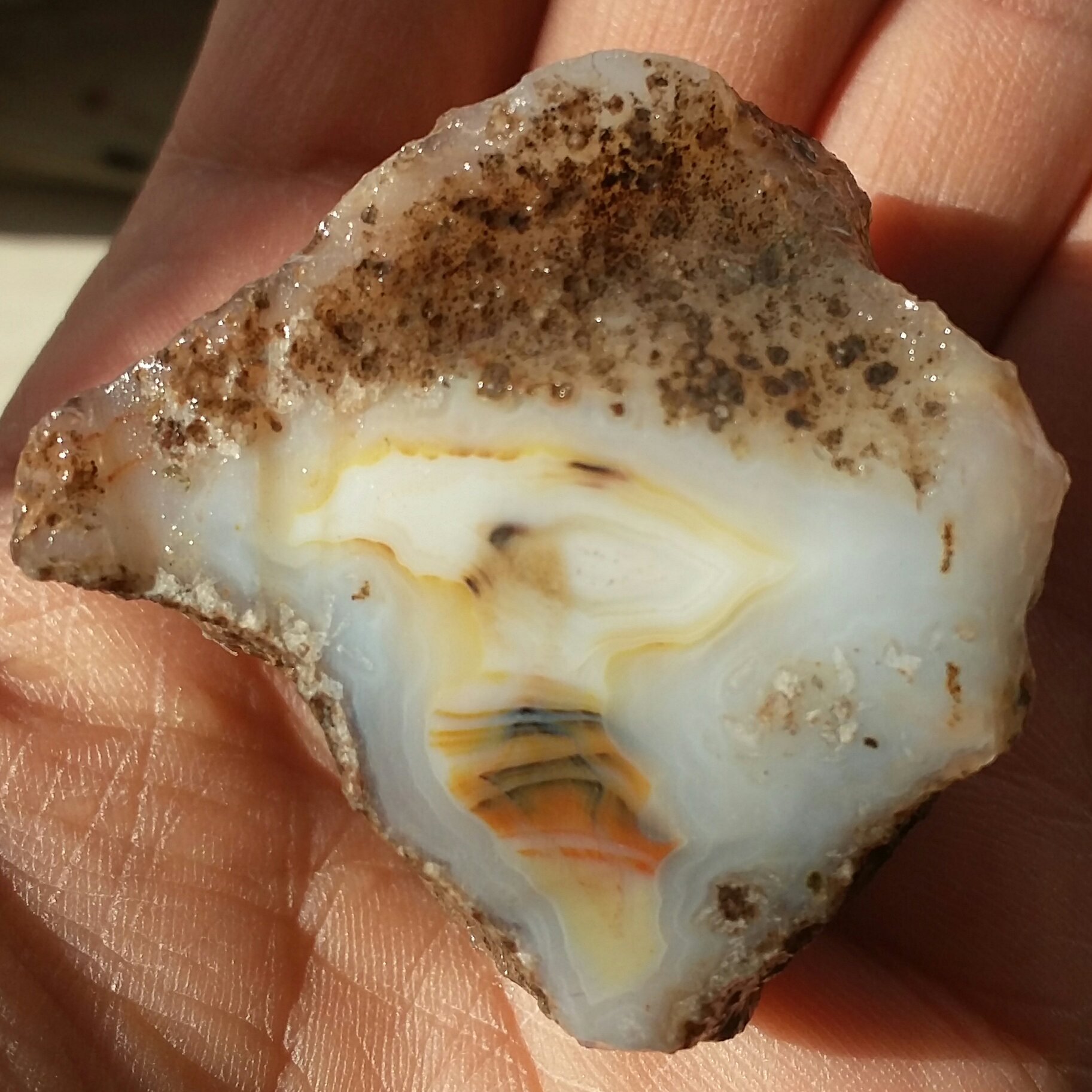 سنگ راف عقیق سلیمانی 3بعدی مصور( پرنده ) 100درصد طبیعی شاهکاااار خلقت