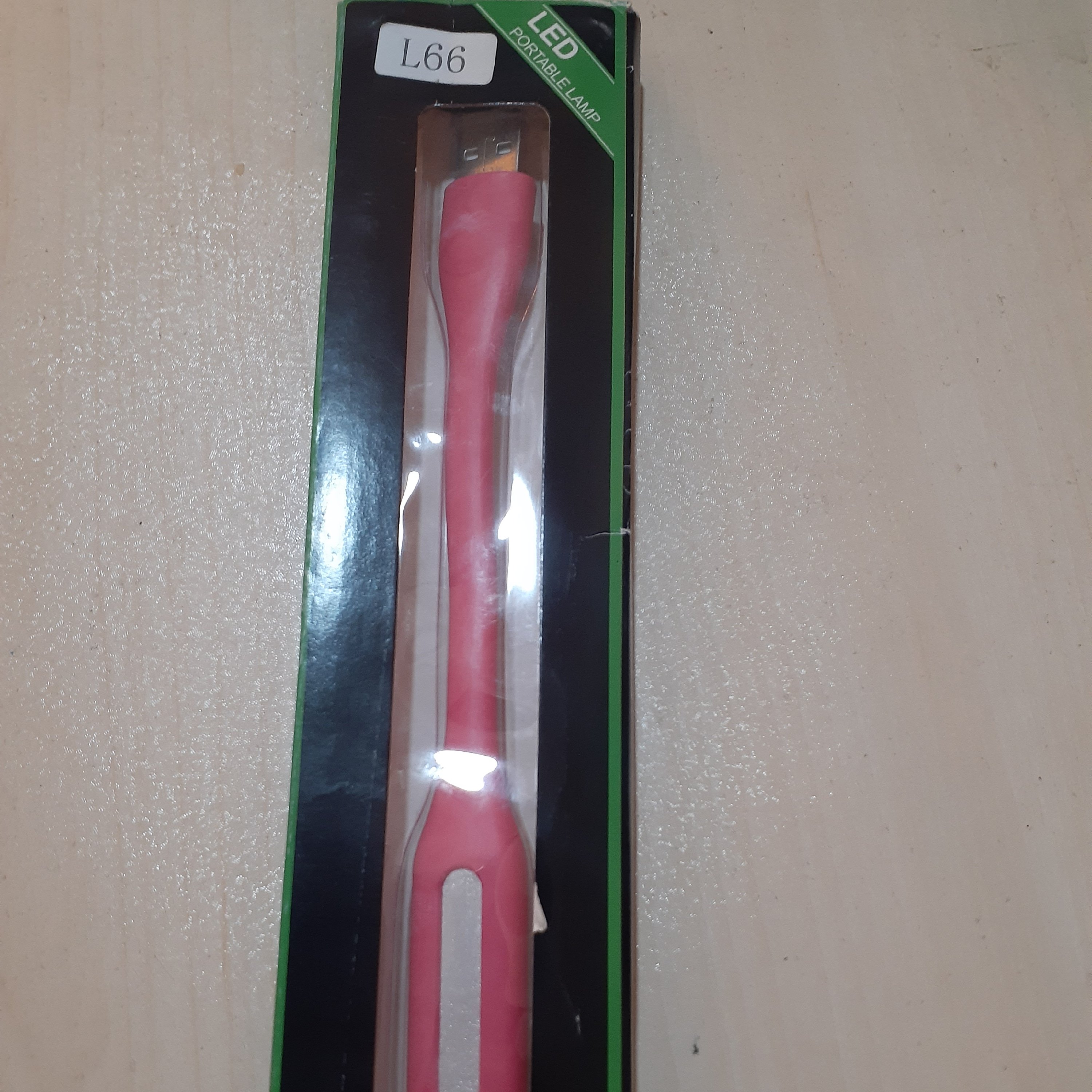 چراغ LED پک مقوایی USB چراغ سیار
رنگ:صورتی
وضعیت:موجود