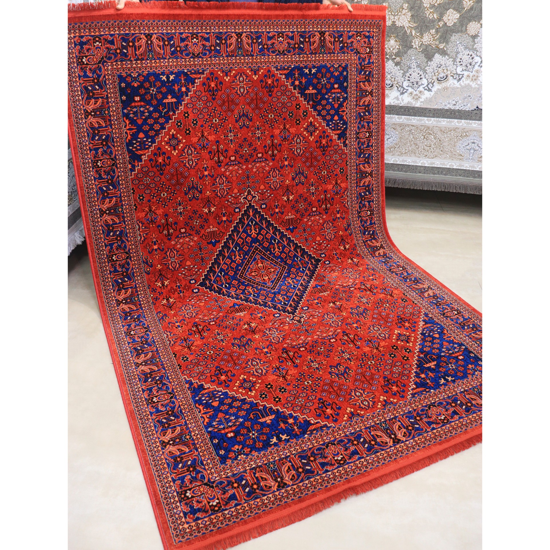 فرش بلوچی زمینه لاکی سرمه ای 700شانه 4121 برندکرامتیان