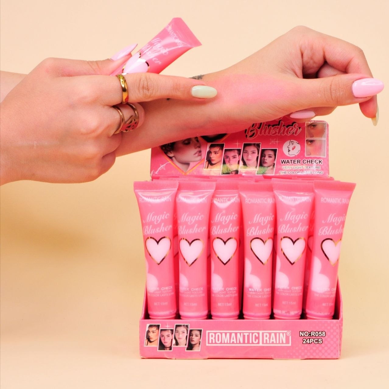 رژگونه مایع تیوپی حرارتی رمانتیک رین
romantic rain liquid blush