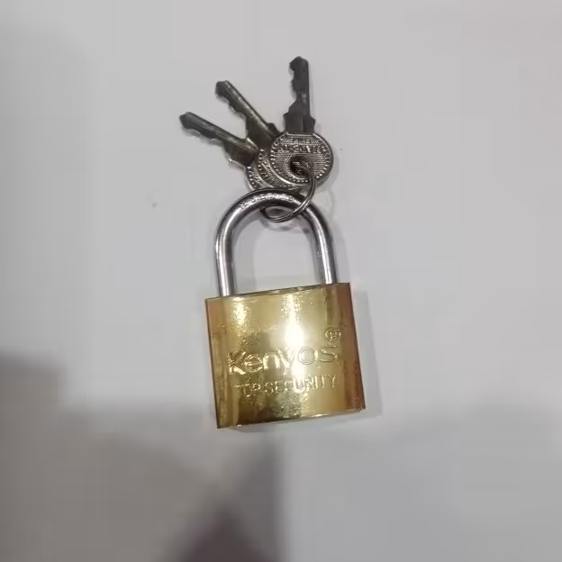 قفل آویز سایز 38 طلایی