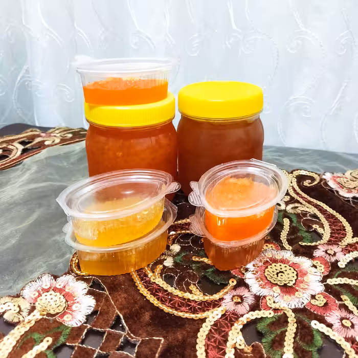 مربای تک نفره با طعم دلخواه شما  سیب و هویج و توت....با مواد کاملا ارگانیک و خانگی  