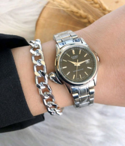 ساعت ست با دستبند کارتیر