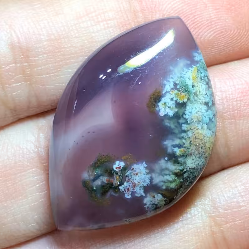 نگین  شجر شکوفه هفت رنگ زمینه سوسنی پررنگ تراش فانتزی با شجرهای واضح بسیار خوش رنگ کد 51