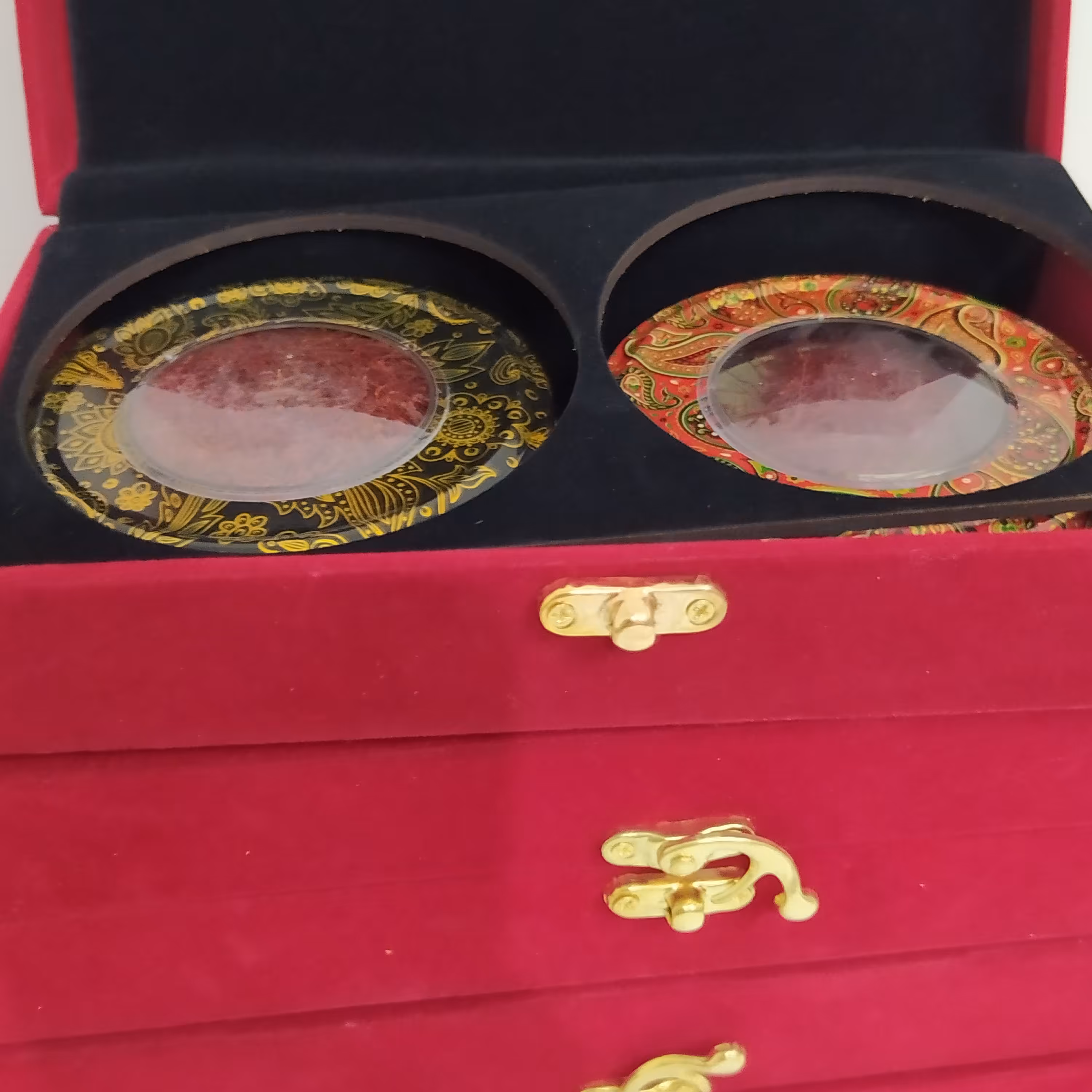 زعفران ممتاز و دختر پیچ    از یک گرم تا یک کیلو  