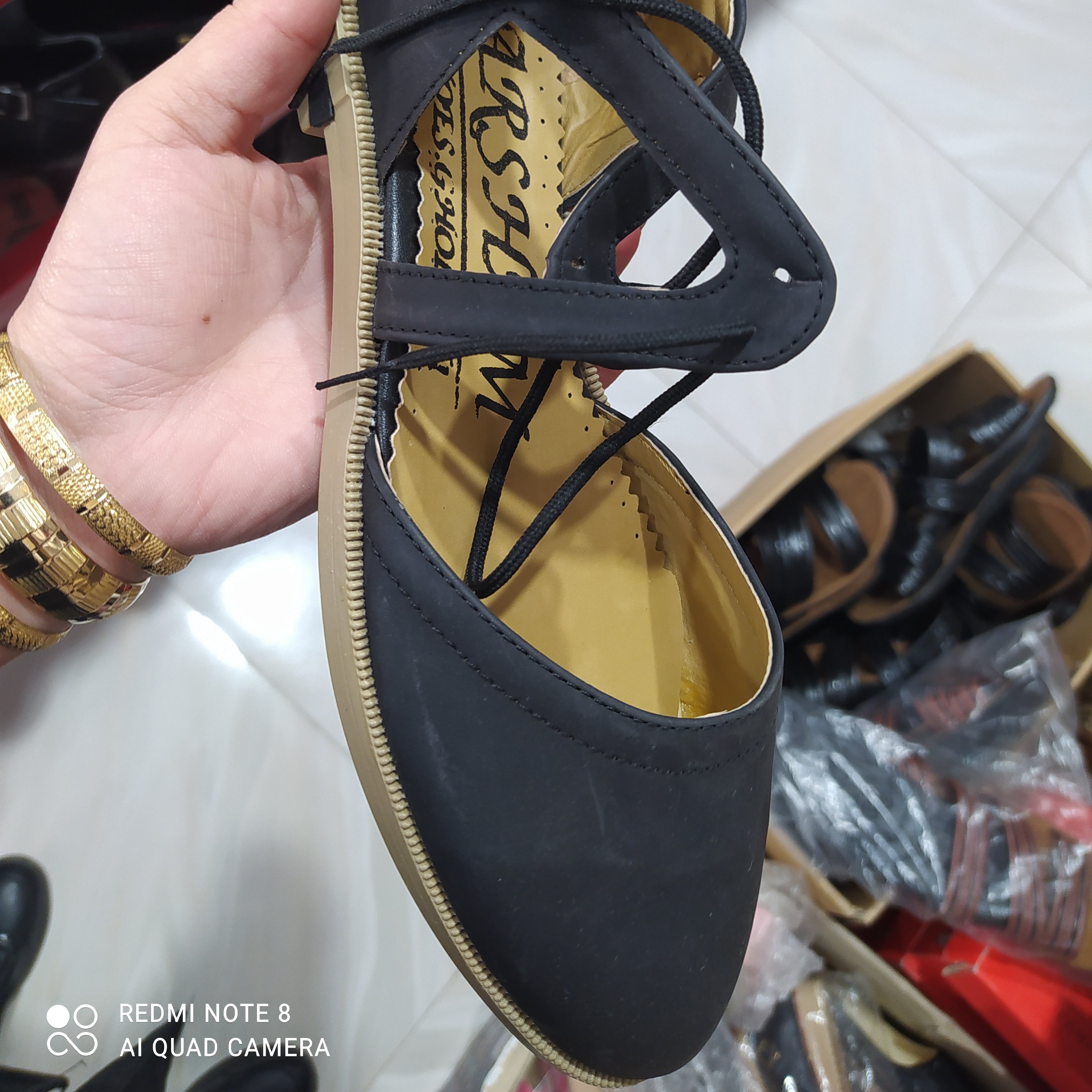 کفش مناسب تابستان،جنس عالی،بندی،سایزبندی37/40مشی