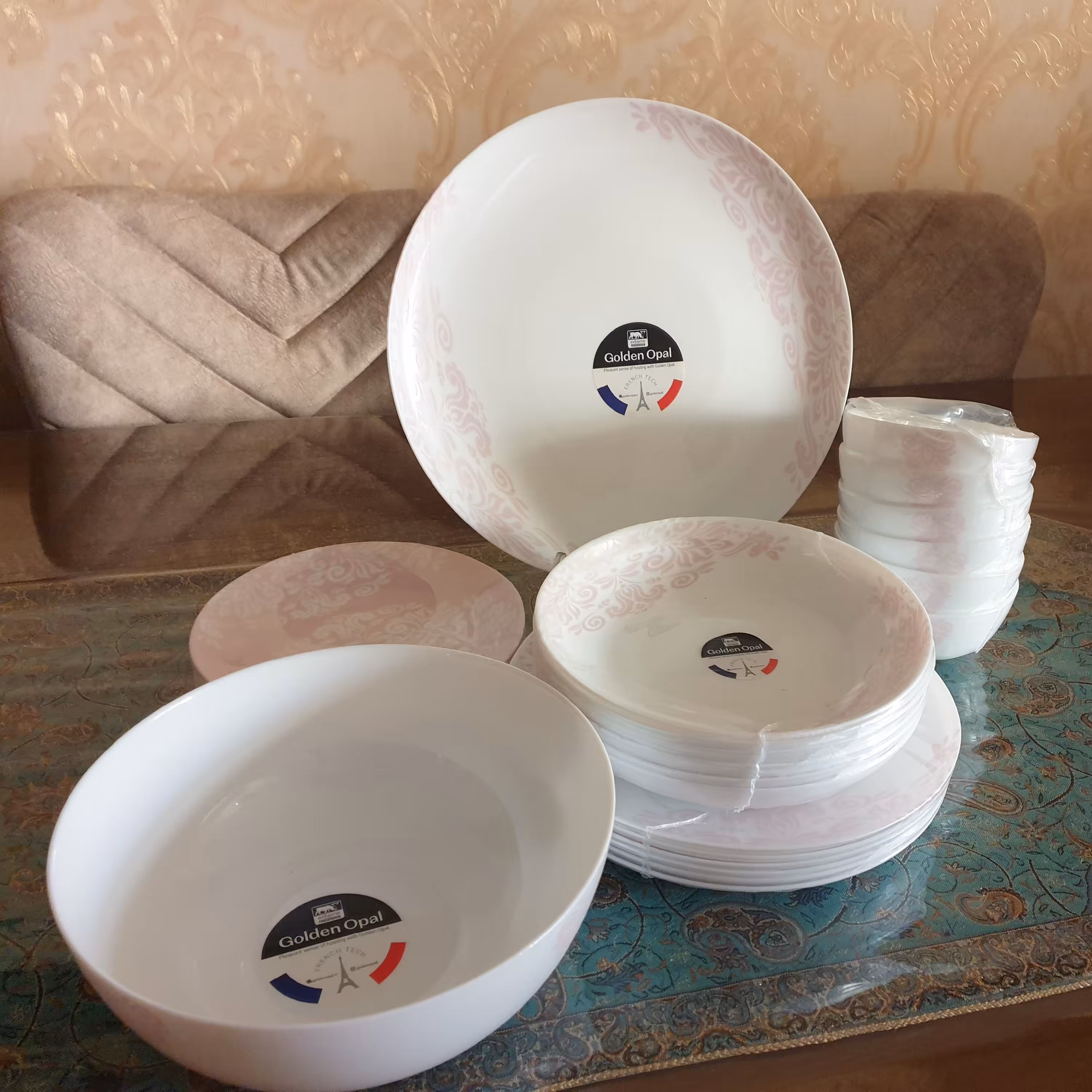 سرویس 26 پارچه گلدن اوپال قالب دیوالی ترنج صورتی