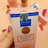 کرمپودر اتود شماره E03 مدل LUXURY PRODUCTS