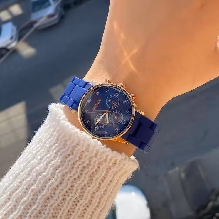 ساعت زنانه والار  سورمه ای 