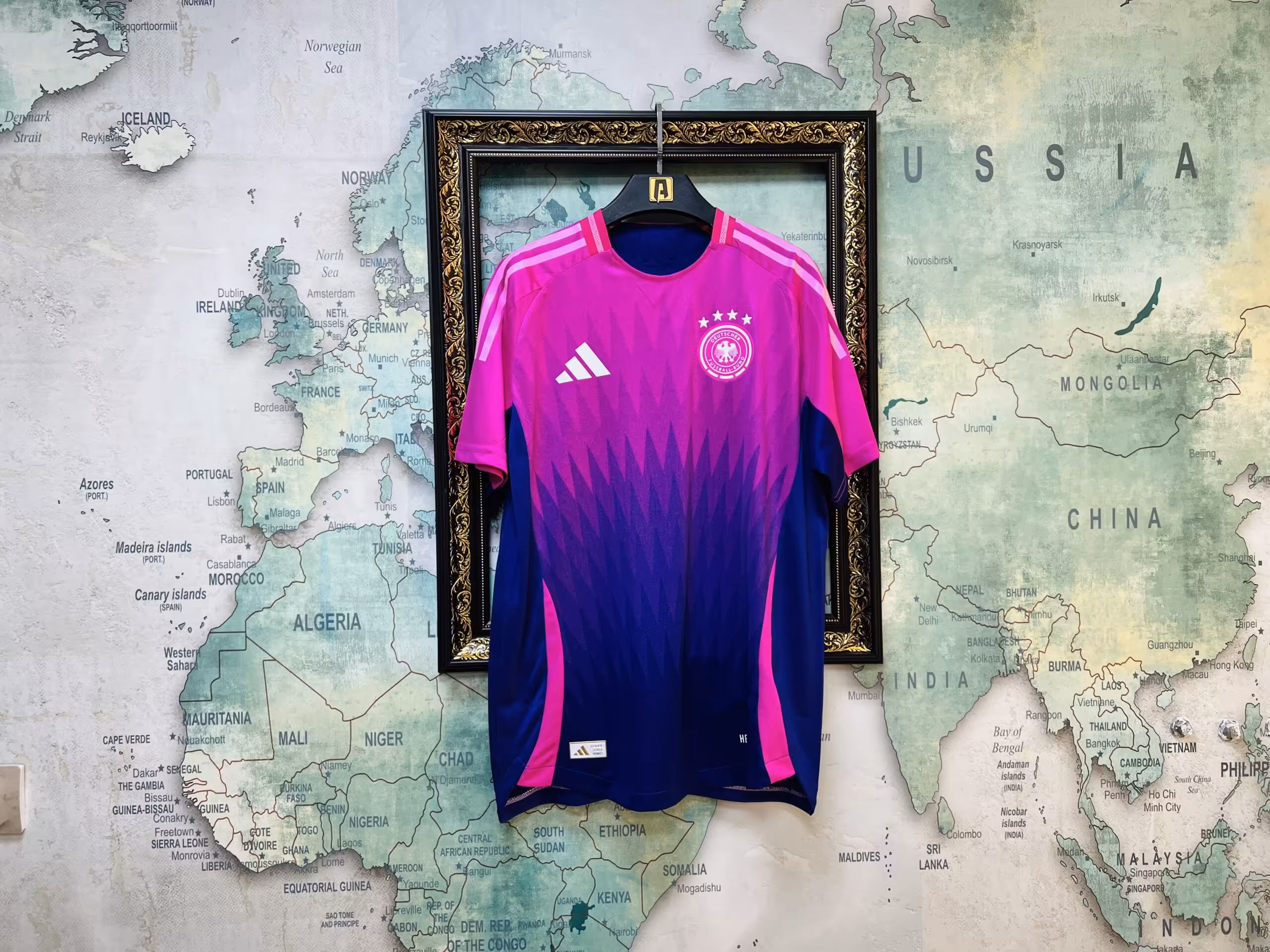 کیت دوم تیم ملی آلمان 2024 ورژن پلیر (بازیکن)