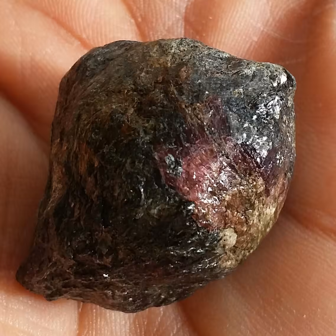 سنگ راف وارداتی گارنت جواهراتی محشر 100 در 100 طبیعی شااااهکار خلقت خا اص