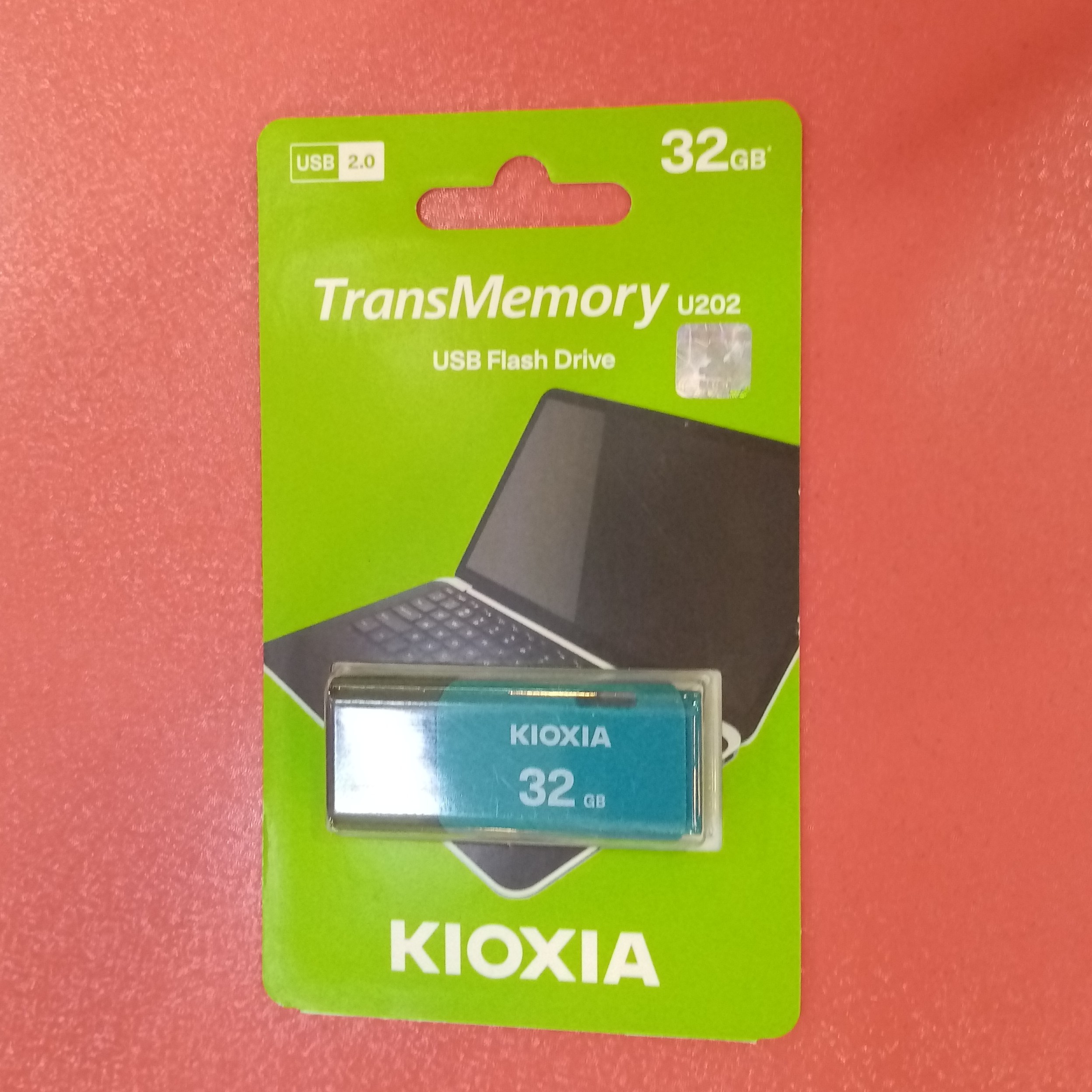 فلش کیوکسیا 32گیگابایت USB2. 0