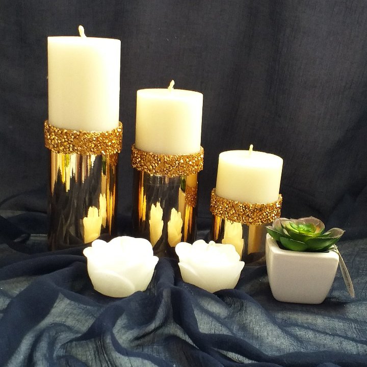 ست شمع استوانه ای  با کاور چرم طلایی ضد خش