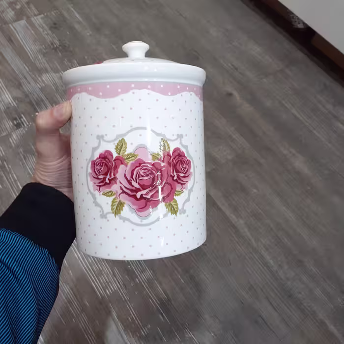 بانکه چینی کیفیت عالی بن چاینا مناسب قند یا شکر یا حبوبات و اجیل و شکلات  ارتفاع 16 قطر 14 سانت با چاپ گل عالی 