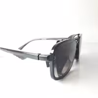 عینک آفتابی ،