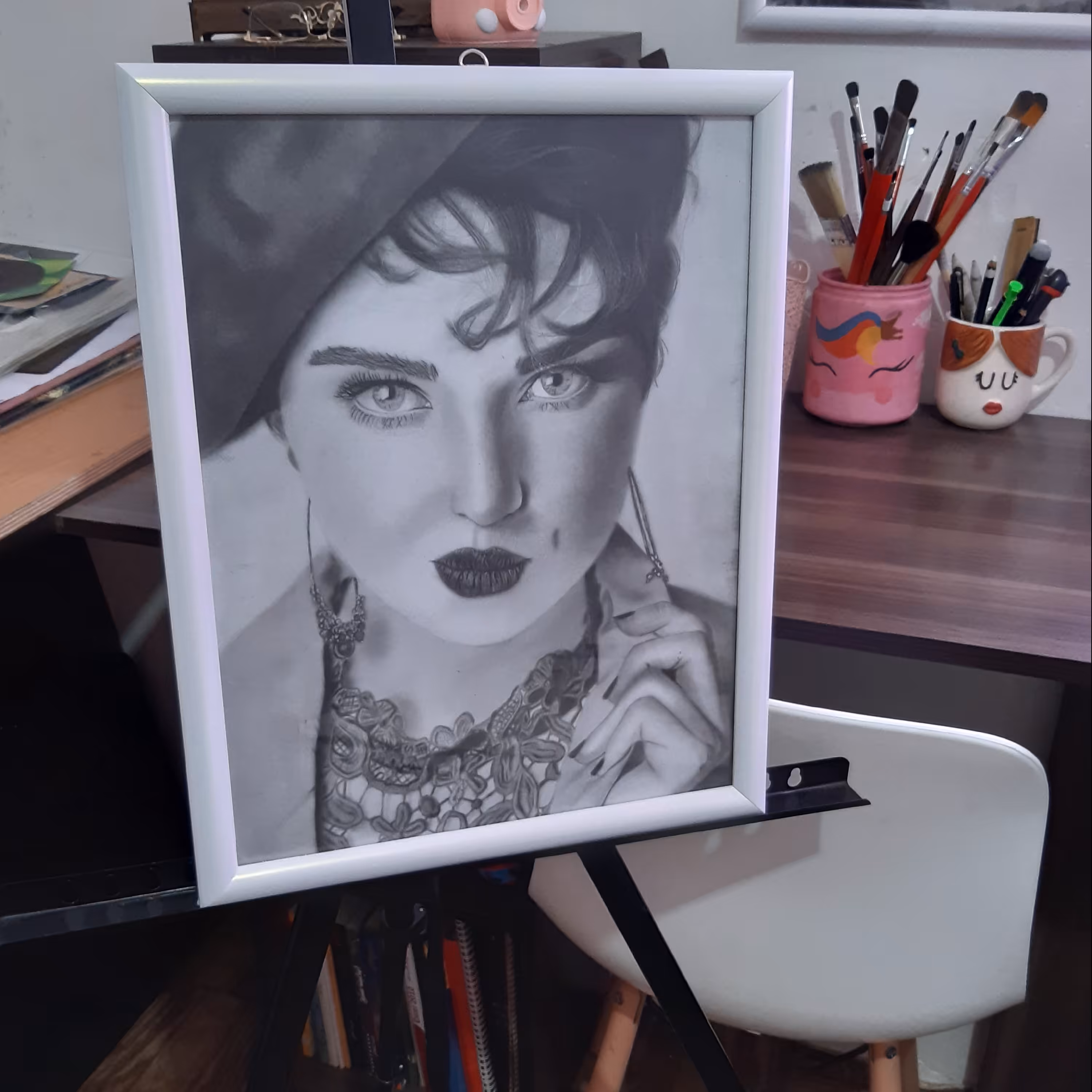 سفارش نقاشی چهره با قاب A3 